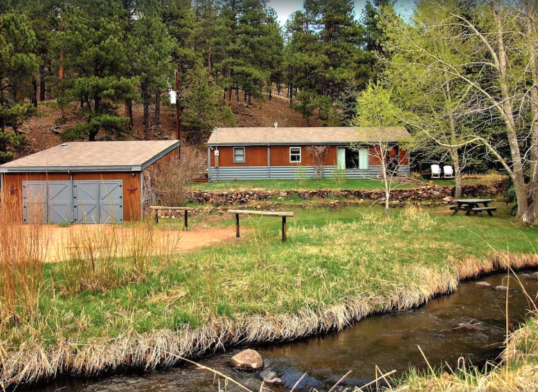 Creekside Cabin